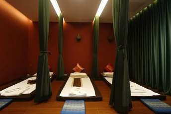 南京鼓楼泰式按摩的被动瑜伽：当身体被折叠成诗